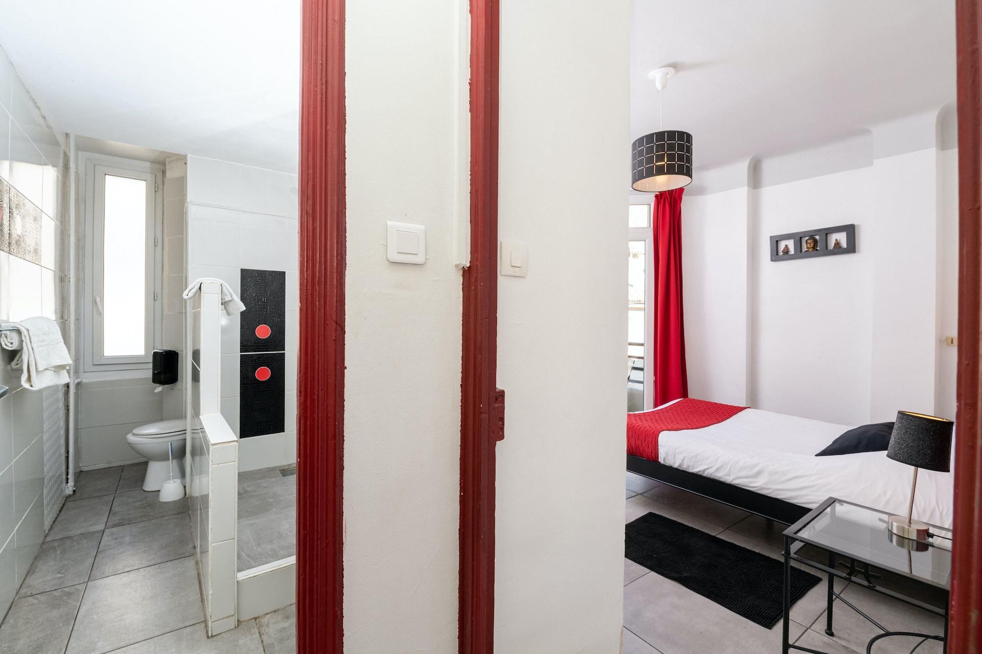 Celenya Hôtel Toulon Bagian luar foto