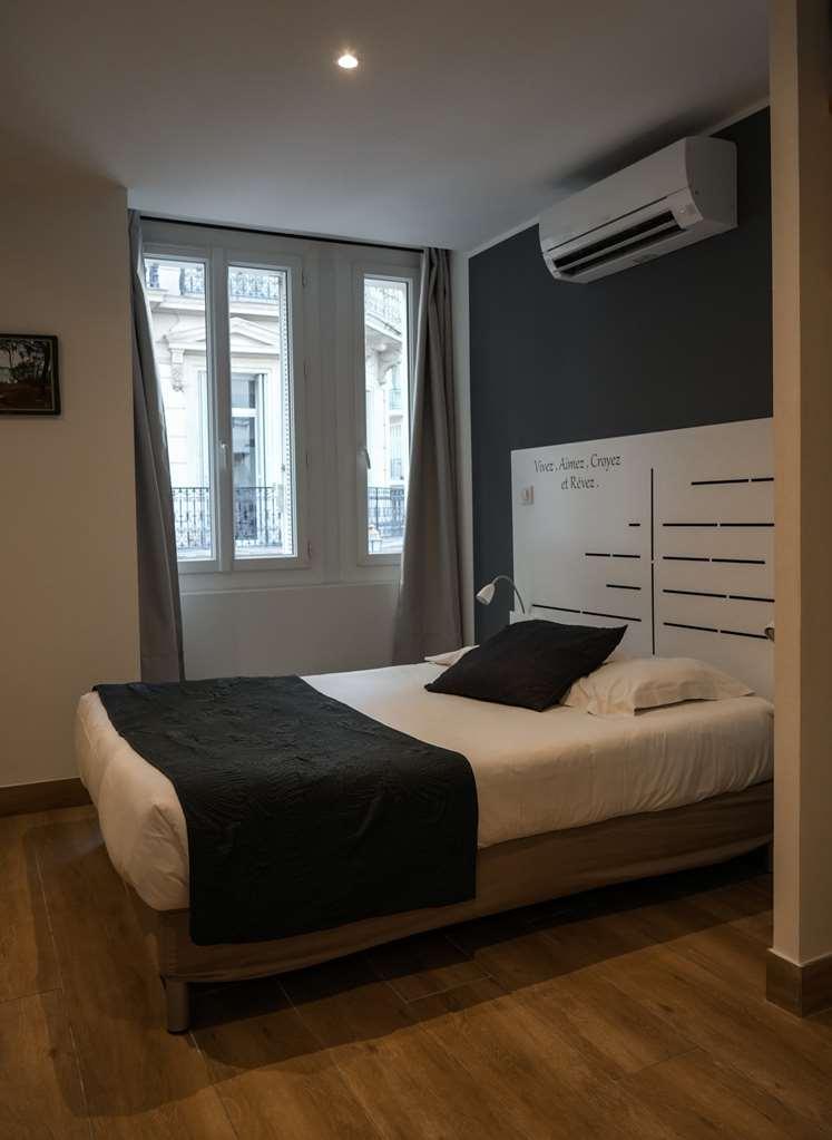 Celenya Hôtel Toulon Ruang foto