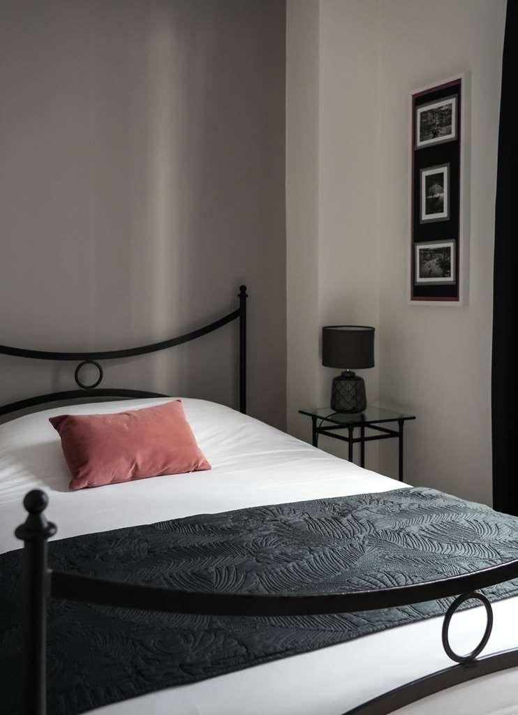 Celenya Hôtel Toulon Ruang foto